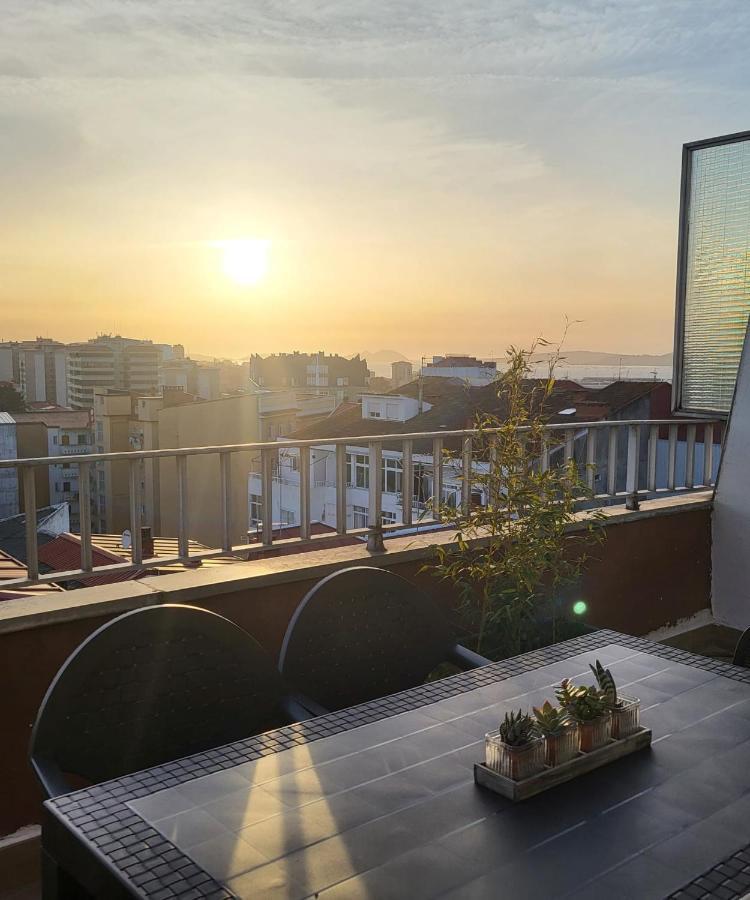 Atico Con Terraza Apartment Виго Екстериор снимка